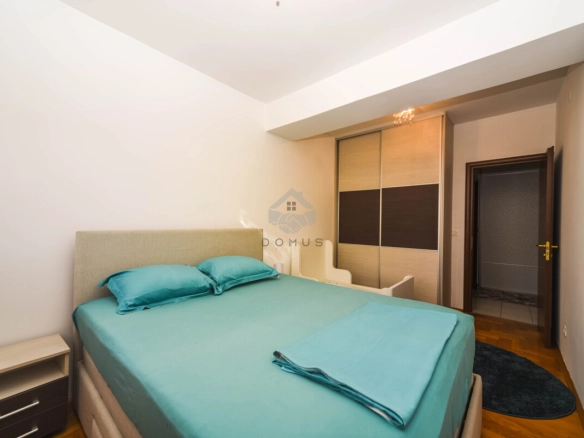 Izdavanje: Trosoban stan 95 m² – City kvart, Podgorica — fotografija 6