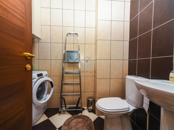 Izdavanje: Trosoban stan 95 m² – City kvart, Podgorica — fotografija 11