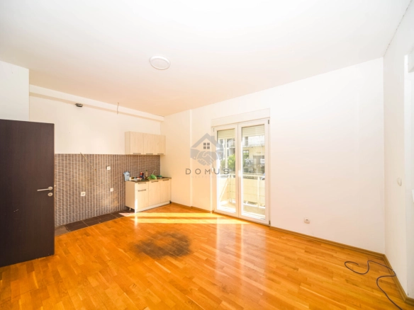 Izdavanje: Dvosoban stan 67 m² – Momišići, Podgorica — fotografija 3