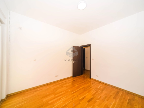 Izdavanje: Dvosoban stan 67 m² – Momišići, Podgorica — fotografija 9