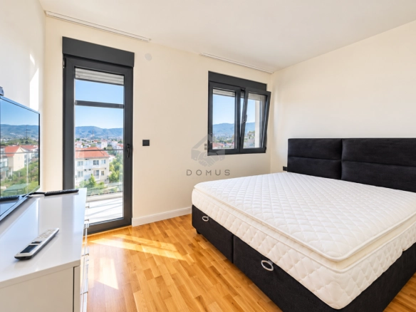 Izdavanje: Trosoban stan 130 m² – Dalmatinska, Podgorica — fotografija 11
