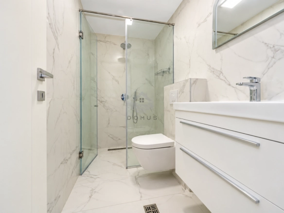 Izdavanje: Trosoban stan 130 m² – Dalmatinska, Podgorica — fotografija 13