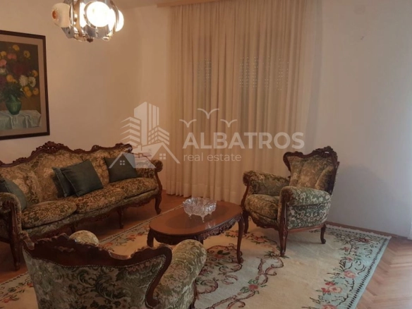 Kuća 5.000 m² – Rena, Bar — fotografija 2