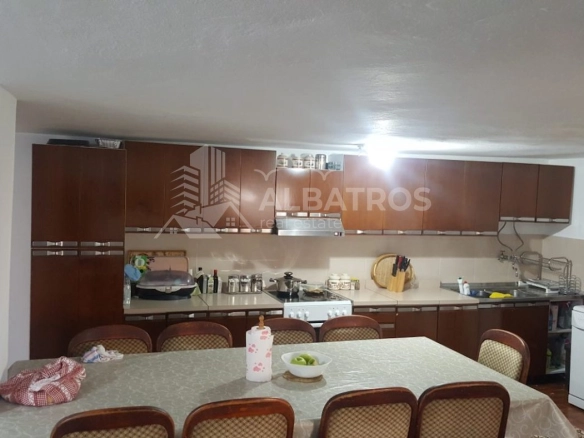 Kuća 5.000 m² – Rena, Bar — fotografija 6