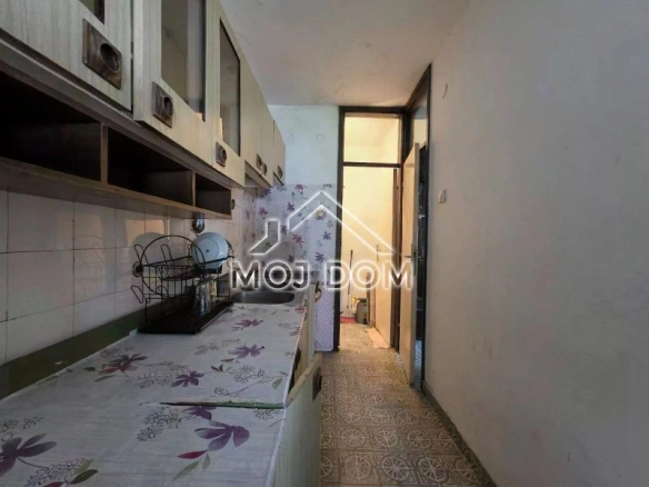 Trosoban stan 84 m² – Bar — fotografija 4