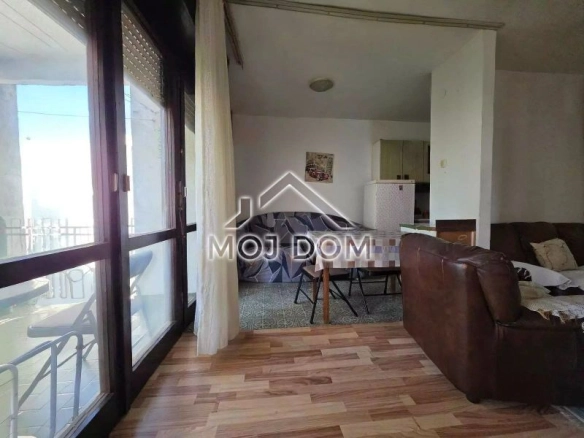 Trosoban stan 84 m² – Bar — fotografija 6