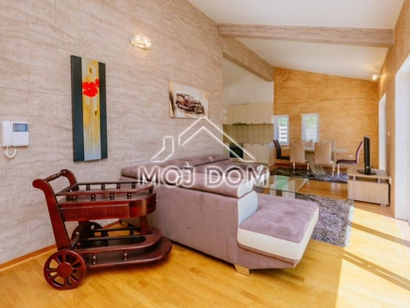 Dvosoban stan 104 m² – Petrovac, Budva — fotografija 11