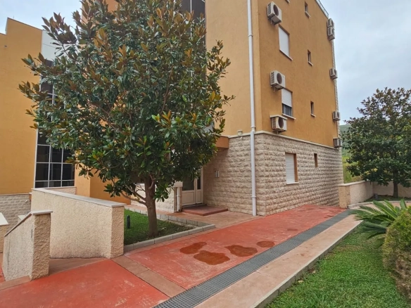 Dvosoban stan 69 m² – Bečići, Budva — fotografija 19