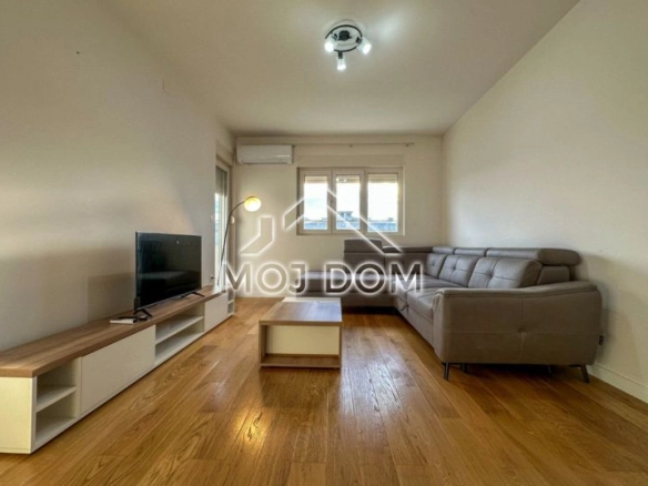 Jednosoban stan 49 m² – Central Point, Podgorica — fotografija 3
