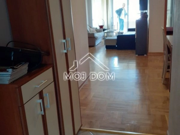 Jednosoban stan 57 m² u Budvi