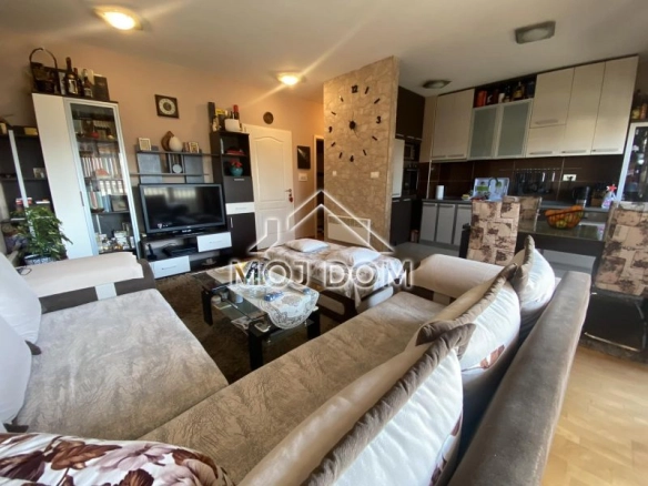 Trosoban stan 93 m² – Zabjelo, Podgorica — fotografija 4