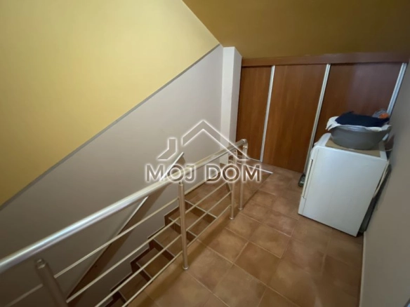 Trosoban stan 93 m² – Zabjelo, Podgorica — fotografija 12