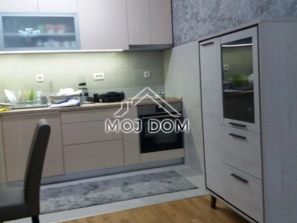 Trosoban stan 113 m² – Ljubović, Podgorica — fotografija 7