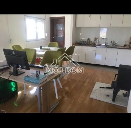 Kuća 340 m² – Kokoti, Podgorica — fotografija 3