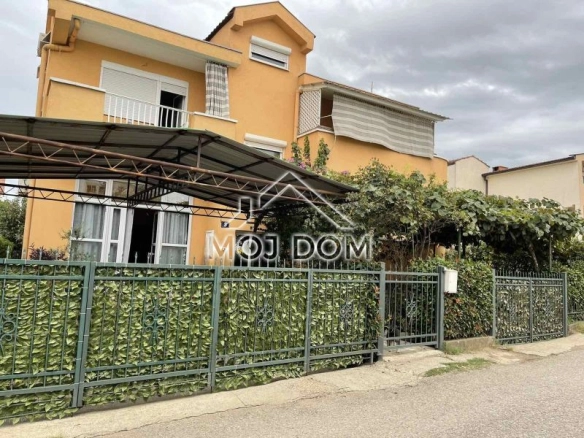 Kuća 260 m² – Zagorič, Podgorica — fotografija 4