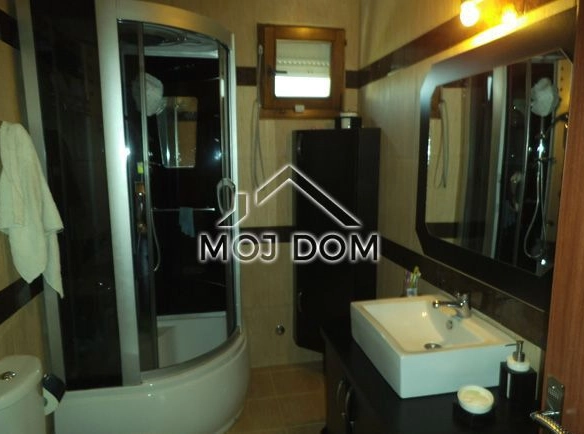 Kuća 108 m² – Donja Gorica, Podgorica — fotografija 13