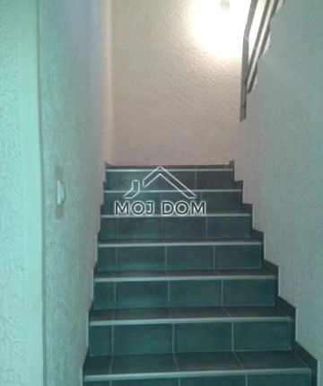 Kuća 200 m² – Zlatica, Podgorica — fotografija 16