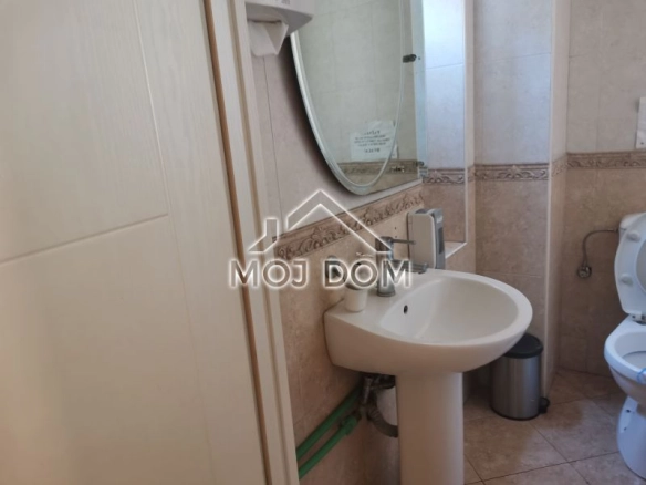 Poslovni prostor 65 m² – Centar, Podgorica — fotografija 8