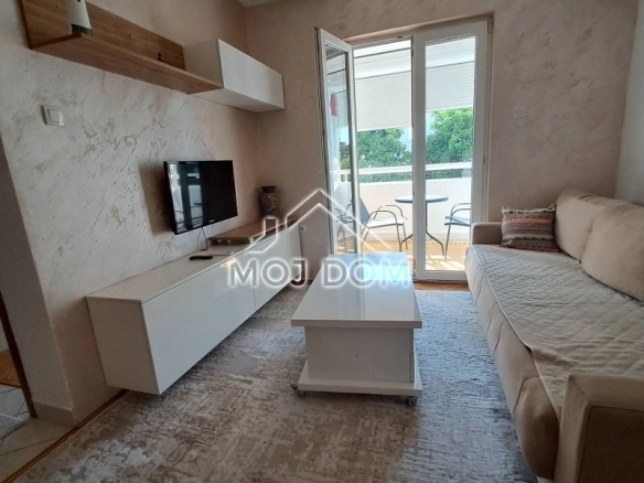 Izdavanje: Jednosoban stan 40 m² – Stari aerodrom, Podgorica — fotografija 3