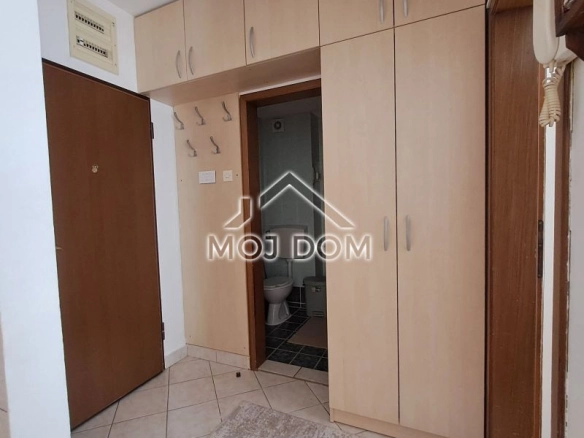 Izdavanje: Jednosoban stan 40 m² – Stari aerodrom, Podgorica — fotografija 11