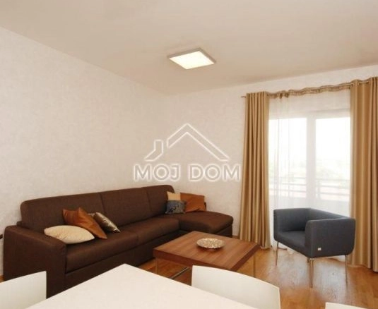 Izdavanje: Dvosoban stan 70 m² – City kvart, Podgorica — fotografija 9