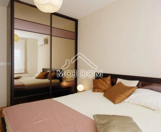 Izdavanje: Dvosoban stan 70 m² – City kvart, Podgorica — fotografija 14