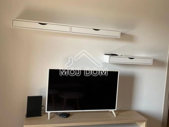 Izdavanje: Jednosoban stan 52 m² – Centar, Podgorica — fotografija 3