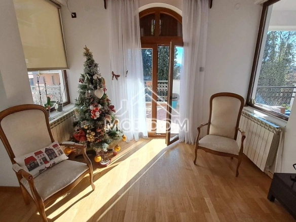 Izdavanje: Stan 300 m² – Gorica C, Podgorica — fotografija 7
