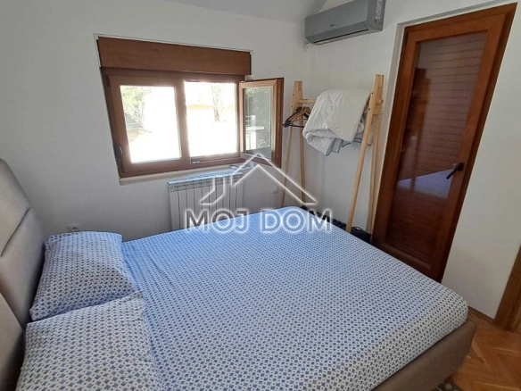 Izdavanje: Stan 300 m² – Gorica C, Podgorica — fotografija 13