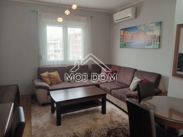 Izdavanje: Jednosoban stan 42 m² – City kvart, Podgorica — fotografija 2