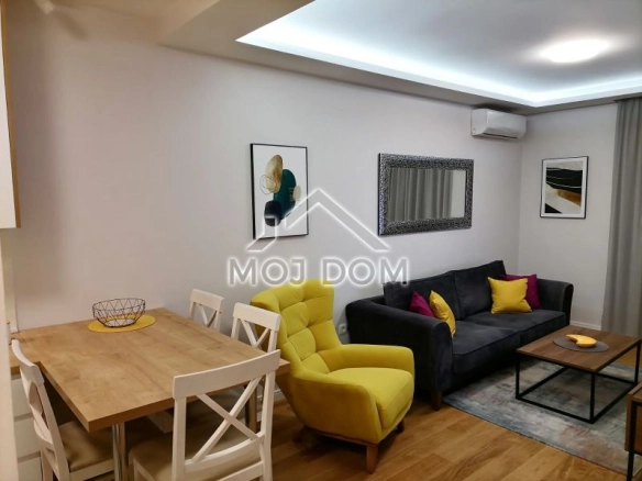 Izdavanje: Jednosoban stan 45 m² – Central Point, Podgorica — fotografija 2