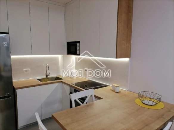 Izdavanje: Jednosoban stan 45 m² – Central Point, Podgorica — fotografija 7