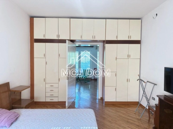 Izdavanje: Jednosoban stan 55 m² – Centar, Podgorica — fotografija 8