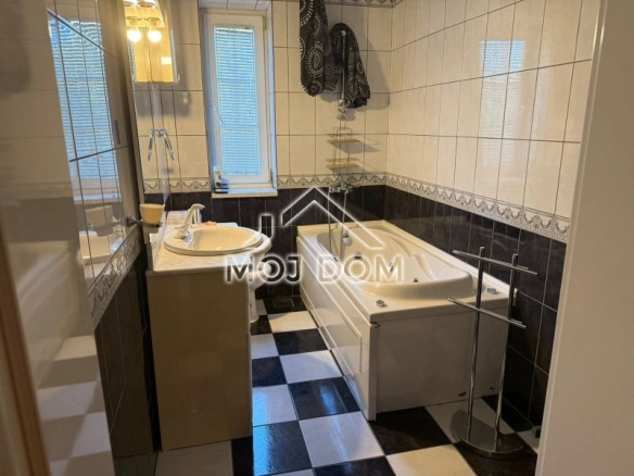 Izdavanje: Jednosoban stan 55 m² – Centar, Podgorica — fotografija 12