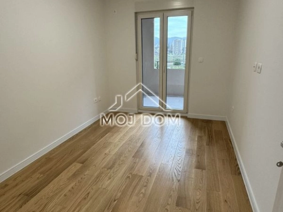 Izdavanje: Jednosoban stan 49 m² – Central Point, Podgorica — fotografija 8