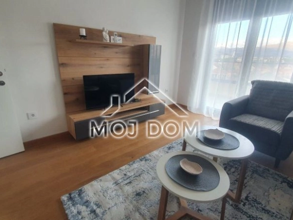 Izdavanje: Jednosoban stan 59 m² – Centar, Podgorica — fotografija 2