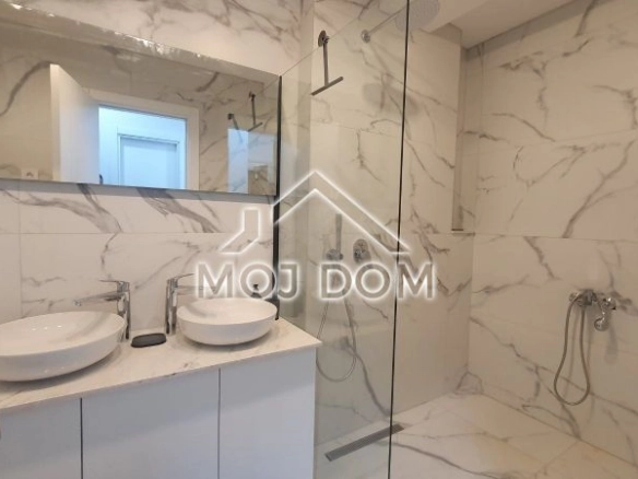 Izdavanje: Jednosoban stan 59 m² – Centar, Podgorica — fotografija 12