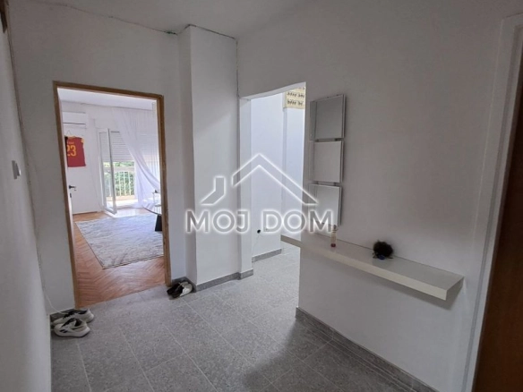 Izdavanje: Dvosoban stan 80 m² – Zabjelo, Podgorica — fotografija 13