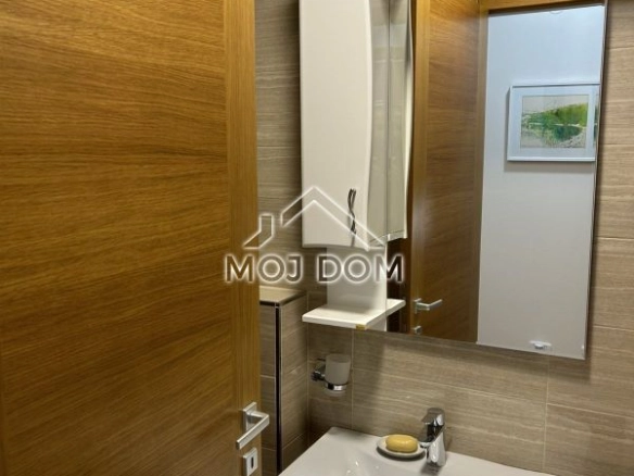 Izdavanje: Dvosoban stan 65 m² – City kvart, Podgorica — fotografija 9