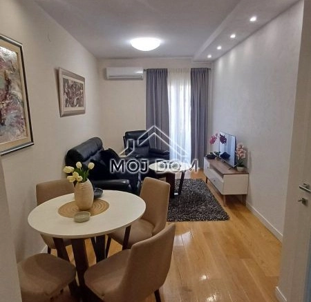 Izdavanje: Jednosoban stan 45 m² – Central Point, Podgorica — fotografija 4