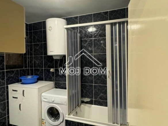 Izdavanje: Jednosoban stan 60 m² – Centar, Podgorica — fotografija 10