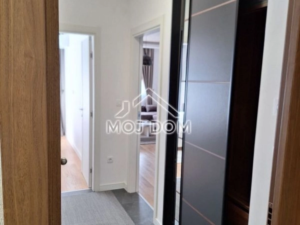 Izdavanje: Jednosoban stan 49 m² – Central Point, Podgorica — fotografija 11