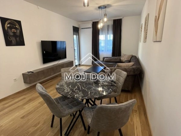 Izdavanje: Jednosoban stan 45 m² – City kvart, Podgorica — fotografija 2
