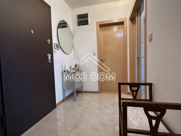 Izdavanje: Trosoban stan 105 m² – Preko Morače, Podgorica — fotografija 7