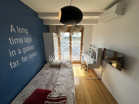 Izdavanje: Trosoban stan 105 m² – Preko Morače, Podgorica — fotografija 12