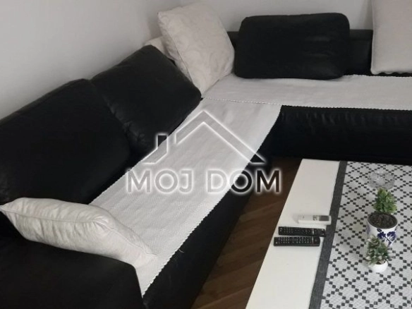 Izdavanje: Dvosoban stan 69 m² – Stari aerodrom, Podgorica — fotografija 2