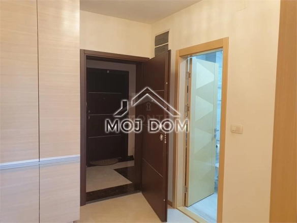 Izdavanje: Jednosoban stan 55 m² – Preko Morače, Podgorica — fotografija 7