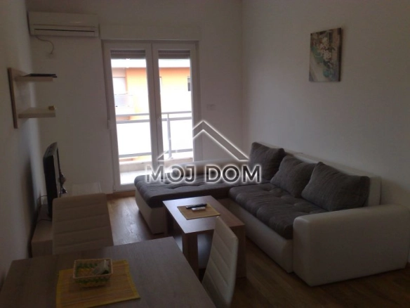 Izdavanje: Jednosoban stan 48 m² – City kvart, Podgorica — fotografija 3