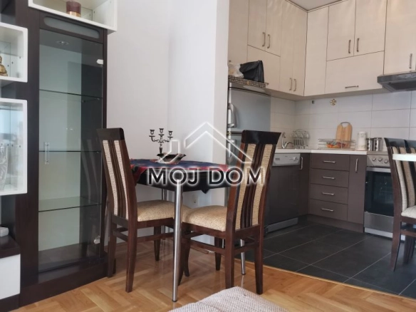 Izdavanje: Dvosoban stan 60 m² – Podgorica — fotografija 7