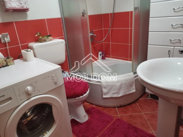Izdavanje: Dvosoban stan 60 m² – Podgorica — fotografija 15